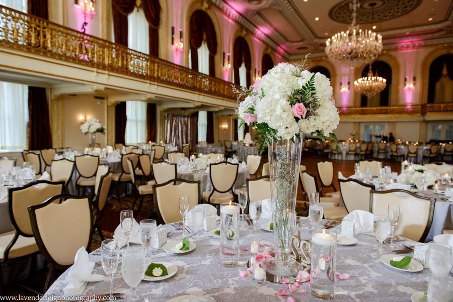<alt> romantic floral wedding centerpiece at the Omni William Penn in Pittsburgh, Pennsylvania</alt>