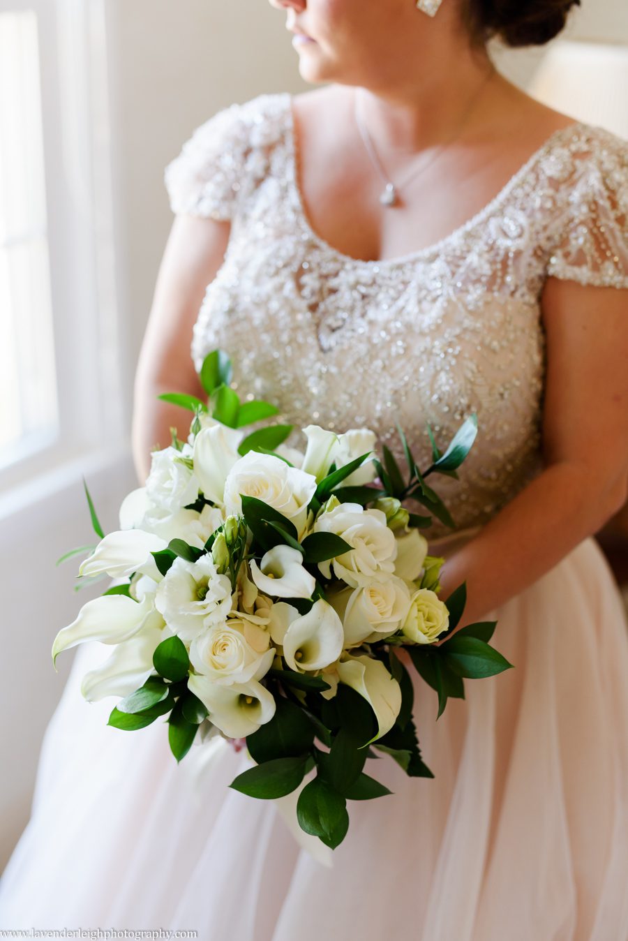 Pittsburgh wedding photographer, engagement, airport Marriott, fall, blush wedding dress, gold shoes, navy bridesmaid dresses, image, picture, photo, photograph, Pennsylvania