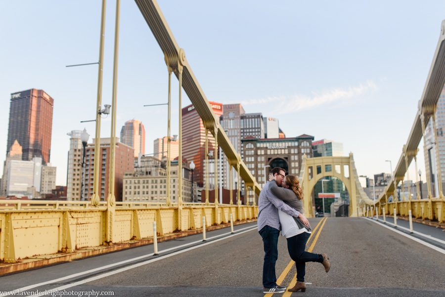 An engagement session during the fall in the city of Pittsburgh, Pennsylvania.