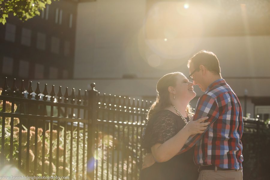 An engagement session during the fall in the city of Pittsburgh, Pennsylvania.