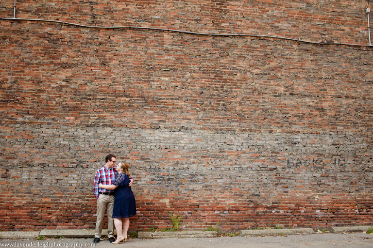 An engagement session during the fall in the city of Pittsburgh, Pennsylvania.  