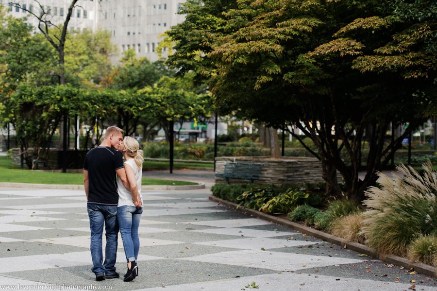 A modern engagement session in the city of Pittsburgh.