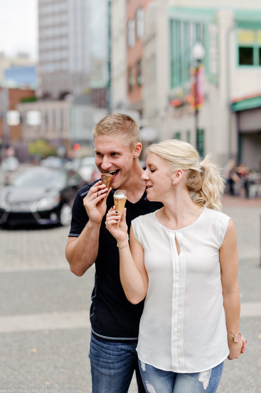 A modern engagement session in the city of Pittsburgh.