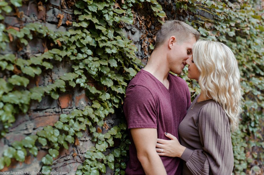 A modern engagement session in the city of Pittsburgh.