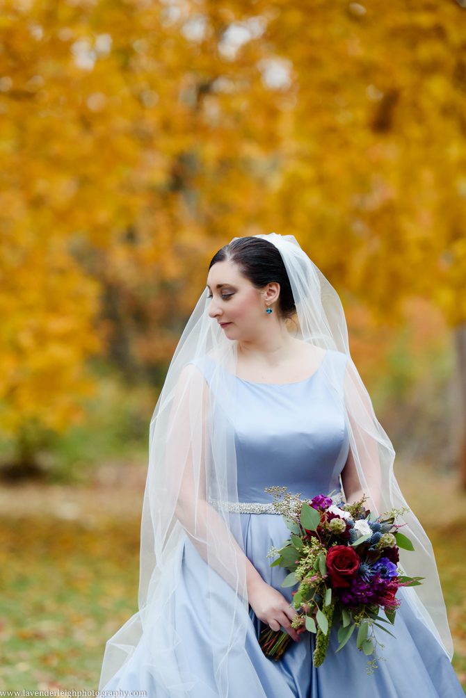 A fall wedding at the Pittsburgh Airport Marriott
