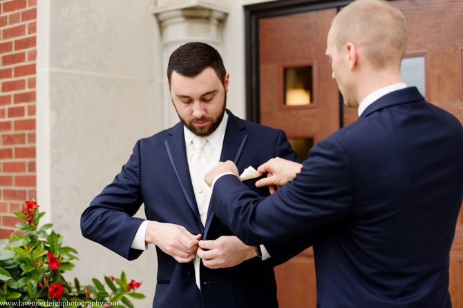 A fall wedding at the Pittsburgh Airport Marriott