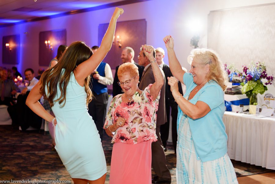 pittsburgh, pennsylvania, lavender leigh photography, wexford, mccandless, photo, photographer, image, picture, engagement, bride, groom, western pa