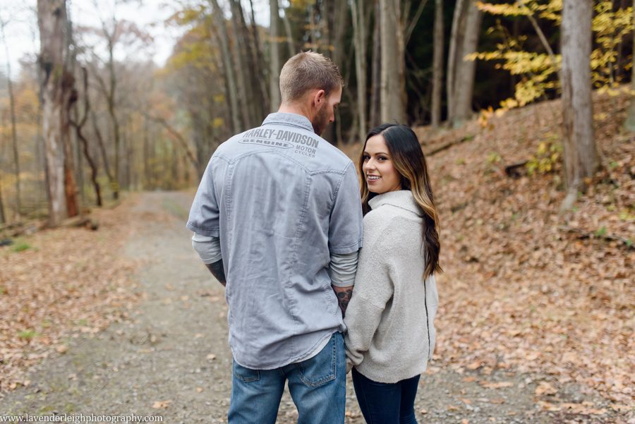 An engagement session photographed near Mingo Creek around Pittsburgh, Pennsylvania.