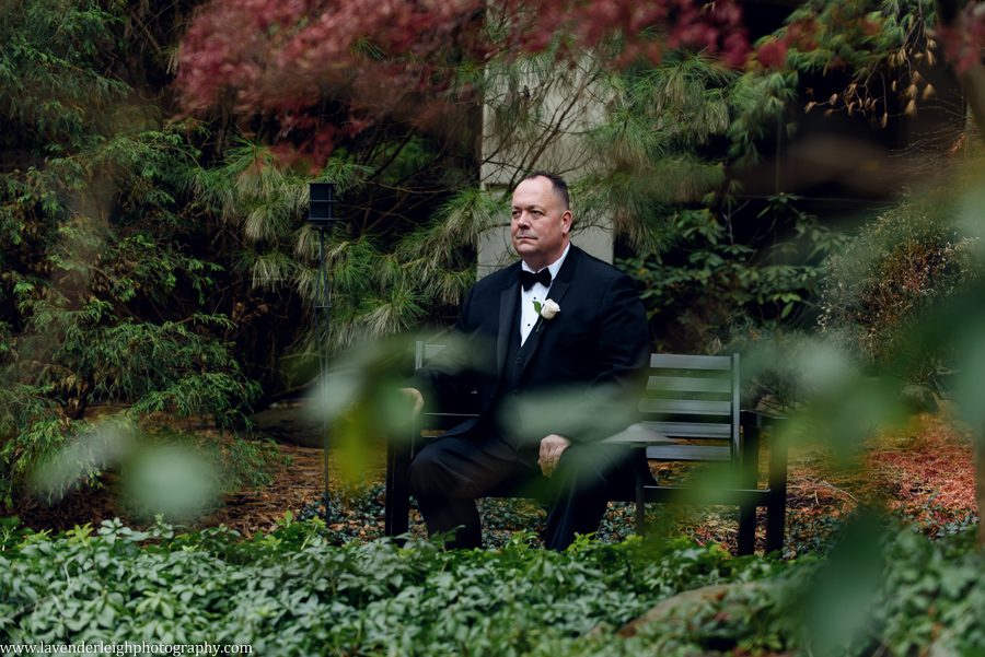 A November wedding at the Pittsburgh Airport Marriot in Pennsylvania.