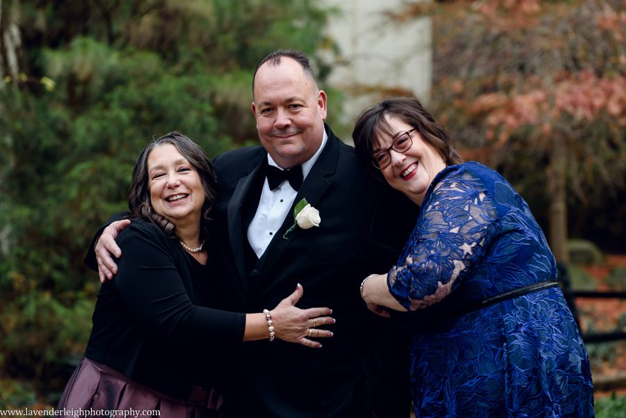 A November wedding at the Pittsburgh Airport Marriot in Pennsylvania.