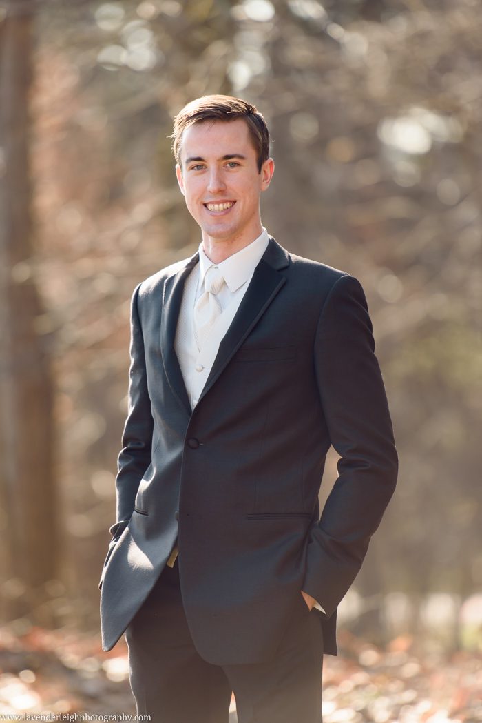 A winter wedding in Pittsburgh, Pennsylvania. The ceremony took place at St. John and Paul church, and the reception was hosted at the Chadwick ballroom in Wexford. Images by Lavender Leigh Photography. 