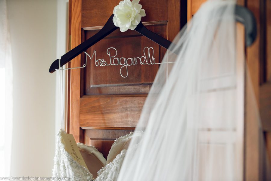 A winter wedding in Pittsburgh, Pennsylvania. The ceremony took place at St. John and Paul church, and the reception was hosted at the Chadwick ballroom in Wexford. Images by Lavender Leigh Photography. 
