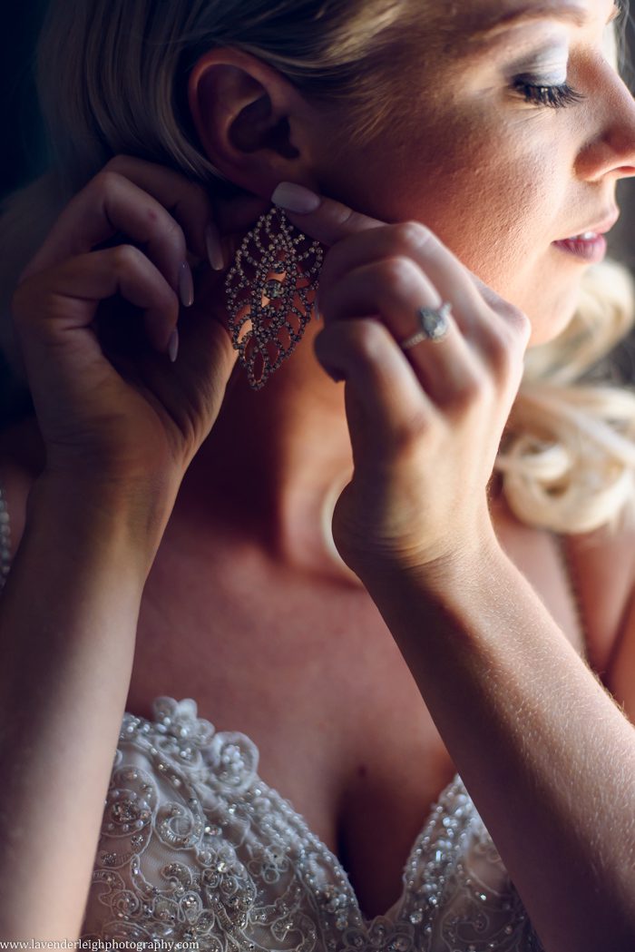 Lavender Leigh Photography, wedding photographer, photograph, picture, couple's photography, Pennsylvania, Best of the Knot, Couples' Choice, chic, sophisticated, wedding venues, ceremony, reception, spring, golf club, The Club at Nevillewood, outdoor, glamorous, Presto, PA, rose gold, sparkling dresses