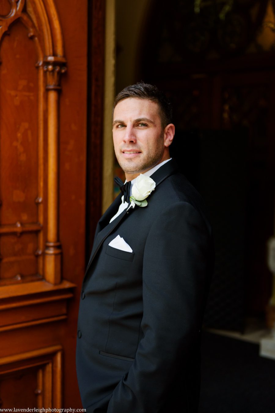 groom, Pittsburgh wedding photographer, engagement, boudoir, best of, chartier’s country club, st. Philip church, rosslyn farms, crafton, Pennsylvania, summer, june, golf club, getting ready, 