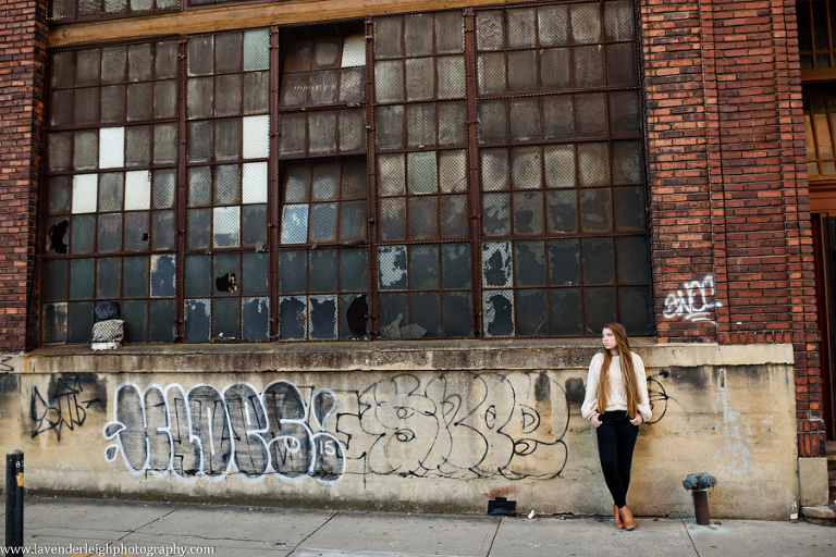 class of 2018 senior photography in the Strip District of Pittsburgh, Pennsylvania