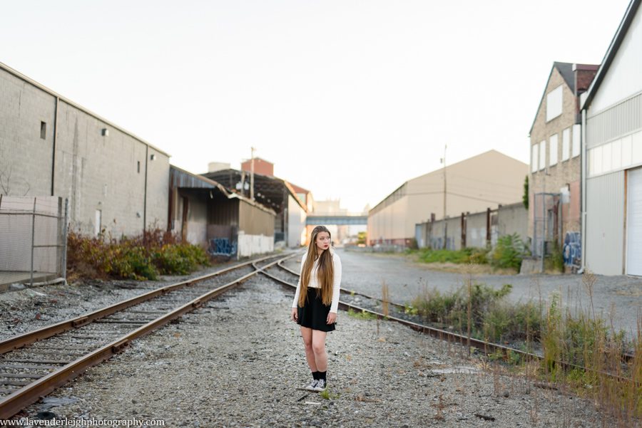 class of 2018 senior photography in the Strip District of Pittsburgh, Pennsylvania