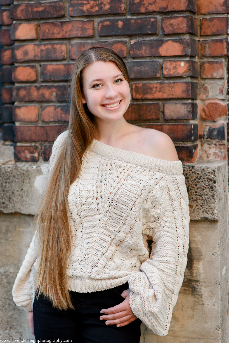 class of 2018 senior photography in the Strip District of Pittsburgh, Pennsylvania