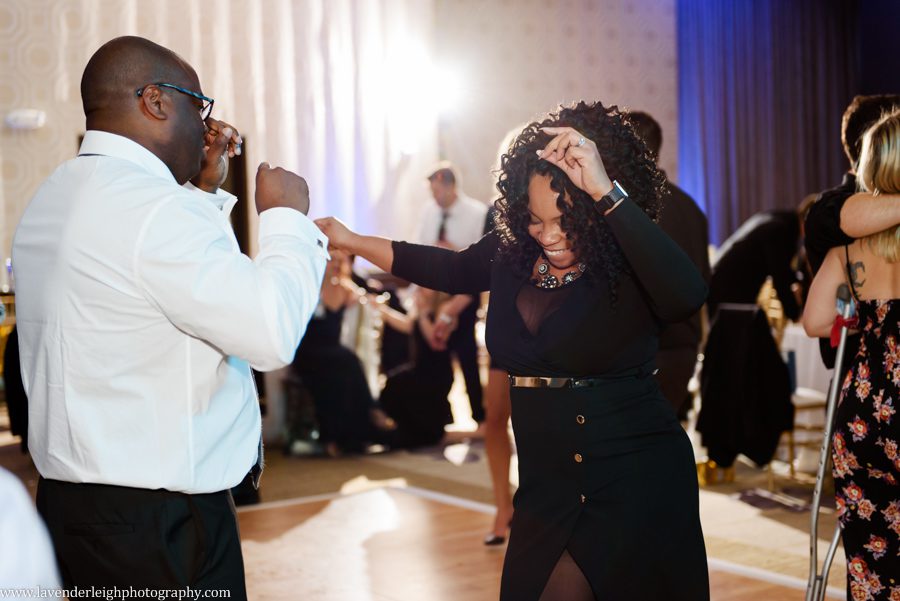 pittsburgh, wedding, pennsylvania, photographer, photo, picture, image, bride, groom, bouquet, engagement ring, band, reception, Ceremony, st. Paul Cathedral