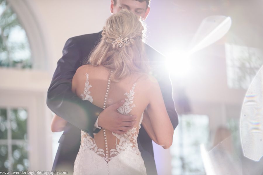 Lavender Leigh Photography, pittsburgh, wedding, photographer, photograph, picture, engagement, Pennsylvania, Best of the Knot, Couples' Choice, wedding venues, ceremony, reception, Wedding Wire, blush pallete, summer, outdoor, Gibsonia, reception, ceremony, venue