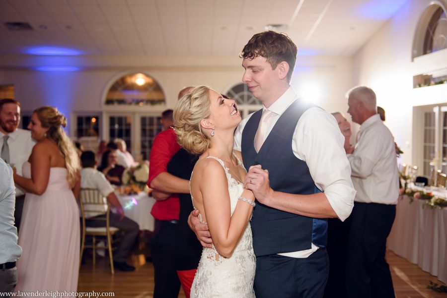 Lavender Leigh Photography, pittsburgh, wedding, photographer, photograph, picture, engagement, Pennsylvania, Best of the Knot, Couples' Choice, wedding venues, ceremony, reception, Wedding Wire, blush pallete, summer, outdoor, Gibsonia, reception, ceremony, venue