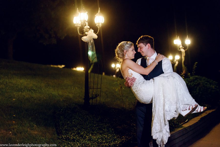 Lavender Leigh Photography, pittsburgh, wedding, photographer, photograph, picture, engagement, Pennsylvania, Best of the Knot, Couples' Choice, wedding venues, ceremony, reception, Wedding Wire, blush pallete, summer, outdoor, Gibsonia, reception, ceremony, venue