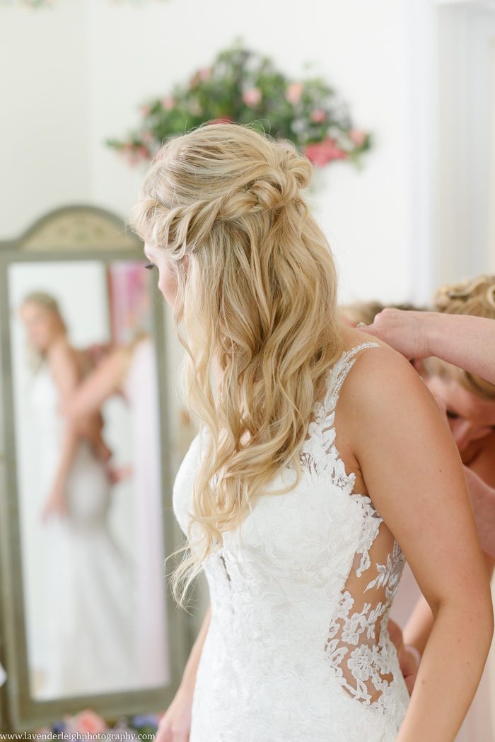 Lavender Leigh Photography, pittsburgh, wedding, photographer, photograph, picture, engagement, Pennsylvania, Best of the Knot, Couples' Choice, wedding venues, ceremony, reception, Wedding Wire, blush pallete, summer, outdoor, Gibsonia, reception, ceremony, venue