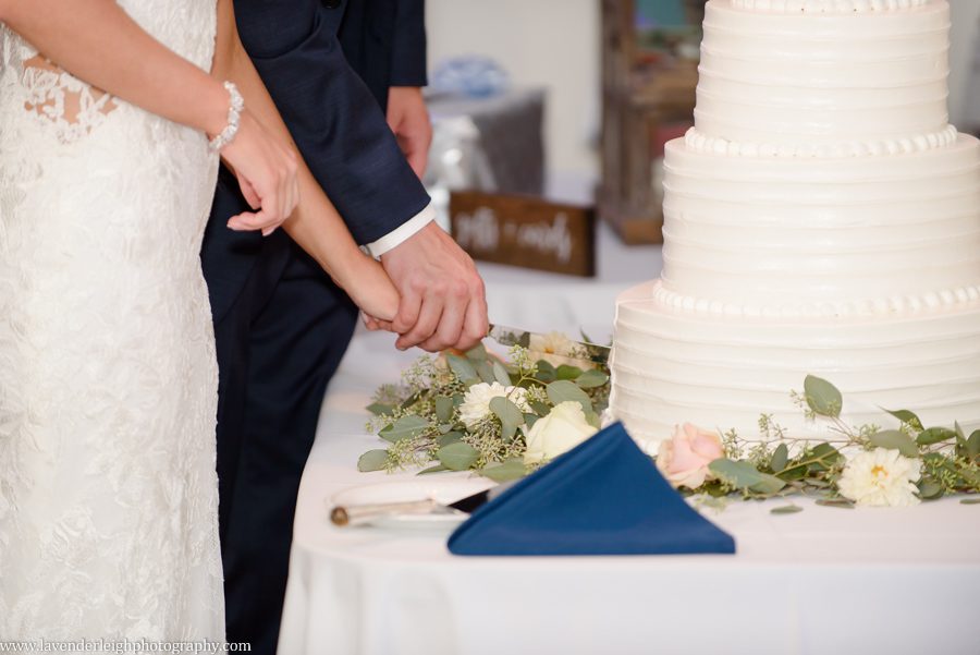 Lavender Leigh Photography, pittsburgh, wedding, photographer, photograph, picture, engagement, Pennsylvania, Best of the Knot, Couples' Choice, wedding venues, ceremony, reception, Wedding Wire, blush pallete, summer, outdoor, Gibsonia, reception, ceremony, venue