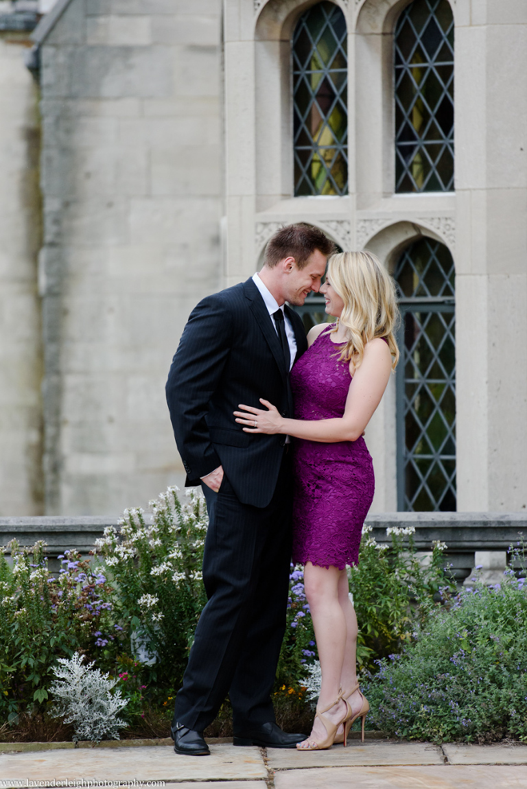 a fall engagement session at Hartwood Acres in Pittsburgh Pennsylvania 