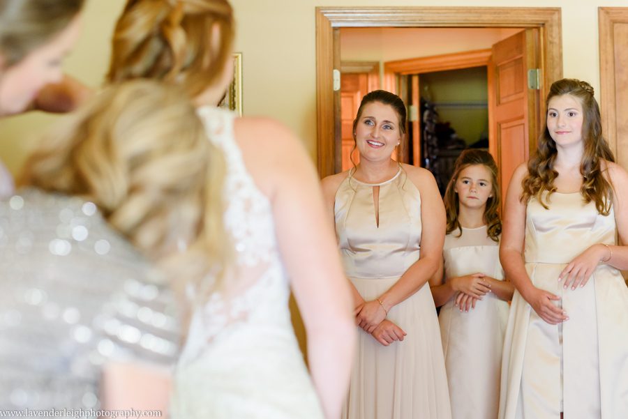 Heinz history center, wedding, bride, groom, Pittsburgh, Pennsylvania, city, bridges, summer, taupe bridesmaid dresses, July, photographer, picture, photograph, image, lavender leigh photography, urban, gold wedding details, romantic