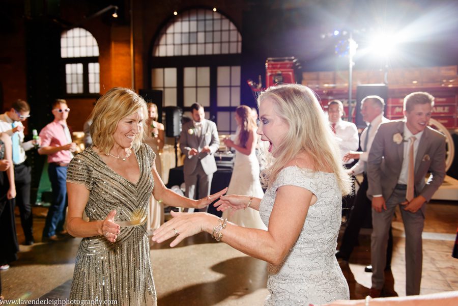 Heinz history center, wedding, bride, groom, Pittsburgh, Pennsylvania, city, bridges, summer, taupe bridesmaid dresses, July, photographer, picture, photograph, image, lavender leigh photography, urban, gold wedding details, romantic