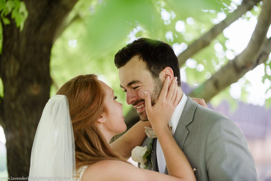 Heinz history center, wedding, bride, groom, Pittsburgh, Pennsylvania, city, bridges, summer, taupe bridesmaid dresses, July, photographer, picture, photograph, image, lavender leigh photography, urban, gold wedding details, romantic