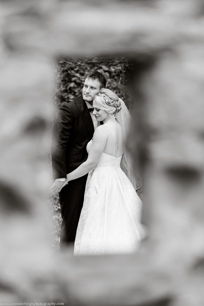 Lavender Leigh Photography, pittsburgh, Hyeholde, Moon, wedding, photographer, photograph, picture, engagement, winter, Pennsylvania, Best of the Knot, Couples' Choice, wedding venues, ceremony reception, outdoor ceremony, spring wedding, purple bouquets