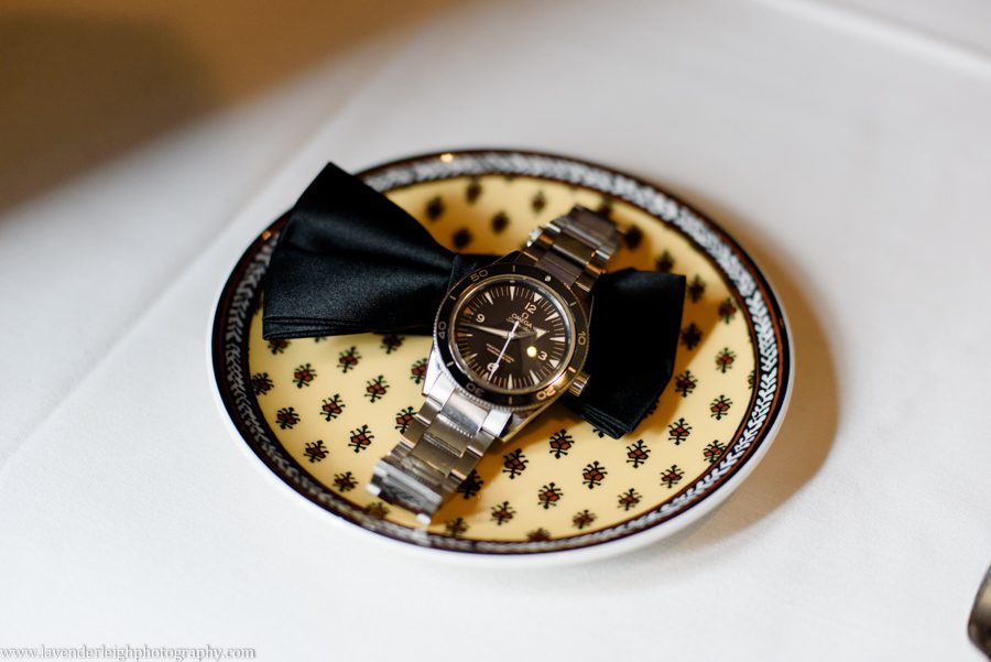 Lavender Leigh Photography, pittsburgh, Hyeholde, Moon, wedding, photographer, photograph, picture, engagement, winter, Pennsylvania, Best of the Knot, Couples' Choice, wedding venues, ceremony reception, outdoor ceremony, spring wedding, purple bouquets