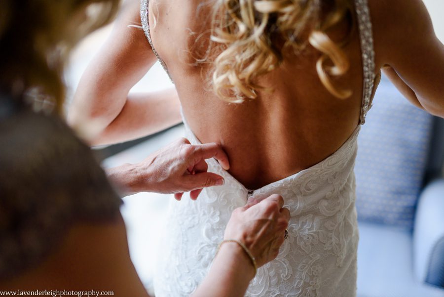 The LeMont, Pittsburgh, wedding, reception, ceremony, photographer, photo, image, picture, downtown, chic, bridges, point state park, Mt. Washington Overlook, St. Mary Church, Sharpsburg, Lavender Leigh Photography, bride, groom, grey wedding colors, neutral and white bouquet, first look, Pennsylvania