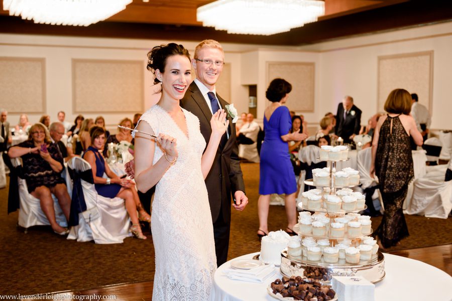 Pittsburgh, wedding photographer, photograph, picture, Montour Country Club, ceremony, reception, golf club, summer, July, Lavender Leigh Photography, Pennsylvania, St. James Catholic Church, lace wedding dress, navy bridesmaids’ dresses, hydrandea flowers