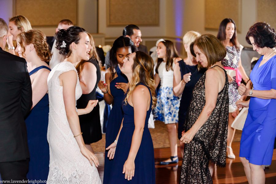 Pittsburgh, wedding photographer, photograph, picture, Montour Country Club, ceremony, reception, golf club, summer, July, Lavender Leigh Photography, Pennsylvania, St. James Catholic Church, lace wedding dress, navy bridesmaids’ dresses, hydrandea flowers
