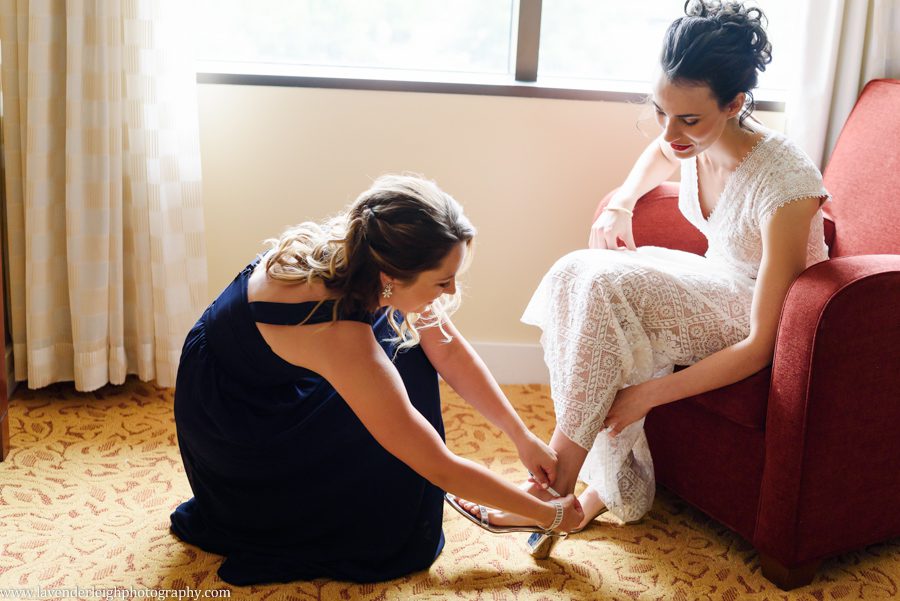 Pittsburgh, wedding photographer, photograph, picture, Montour Country Club, ceremony, reception, golf club, summer, July, Lavender Leigh Photography, Pennsylvania, St. James Catholic Church, lace wedding dress, navy bridesmaids’ dresses, hydrandea flowers