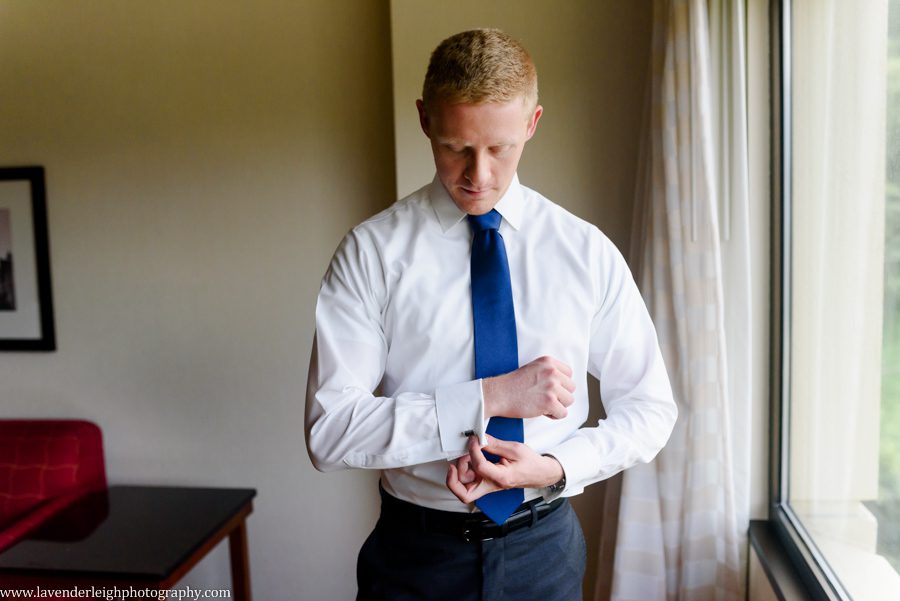 Pittsburgh, wedding photographer, photograph, picture, Montour Country Club, ceremony, reception, golf club, summer, July, Lavender Leigh Photography, Pennsylvania, St. James Catholic Church, lace wedding dress, navy bridesmaids’ dresses, hydrandea flowers