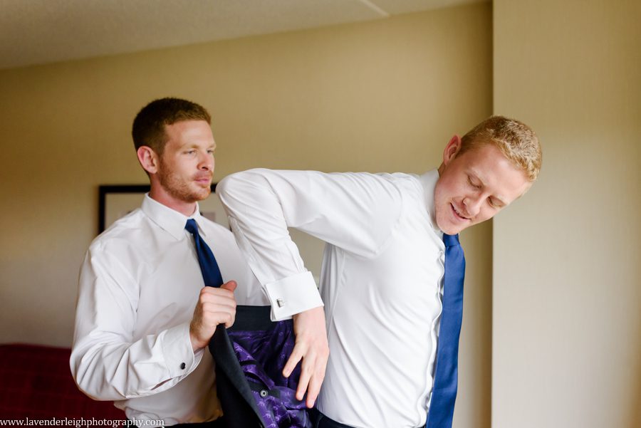 Pittsburgh, wedding photographer, photograph, picture, Montour Country Club, ceremony, reception, golf club, summer, July, Lavender Leigh Photography, Pennsylvania, St. James Catholic Church, lace wedding dress, navy bridesmaids’ dresses, hydrandea flowers