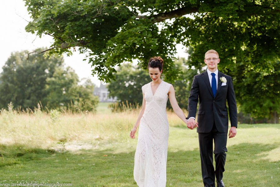 Pittsburgh, wedding photographer, photograph, picture, Montour Country Club, ceremony, reception, golf club, summer, July, Lavender Leigh Photography, Pennsylvania, St. James Catholic Church, lace wedding dress, navy bridesmaids’ dresses, hydrandea flowers