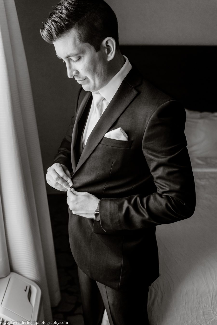 Pittsburgh, wedding photographer, picture, photos, bride, groom, Pennsylvania, Phipps conservatory and botanical gardens, spring, memorial day weekend, Oakland, outdoor, ceremony, reception