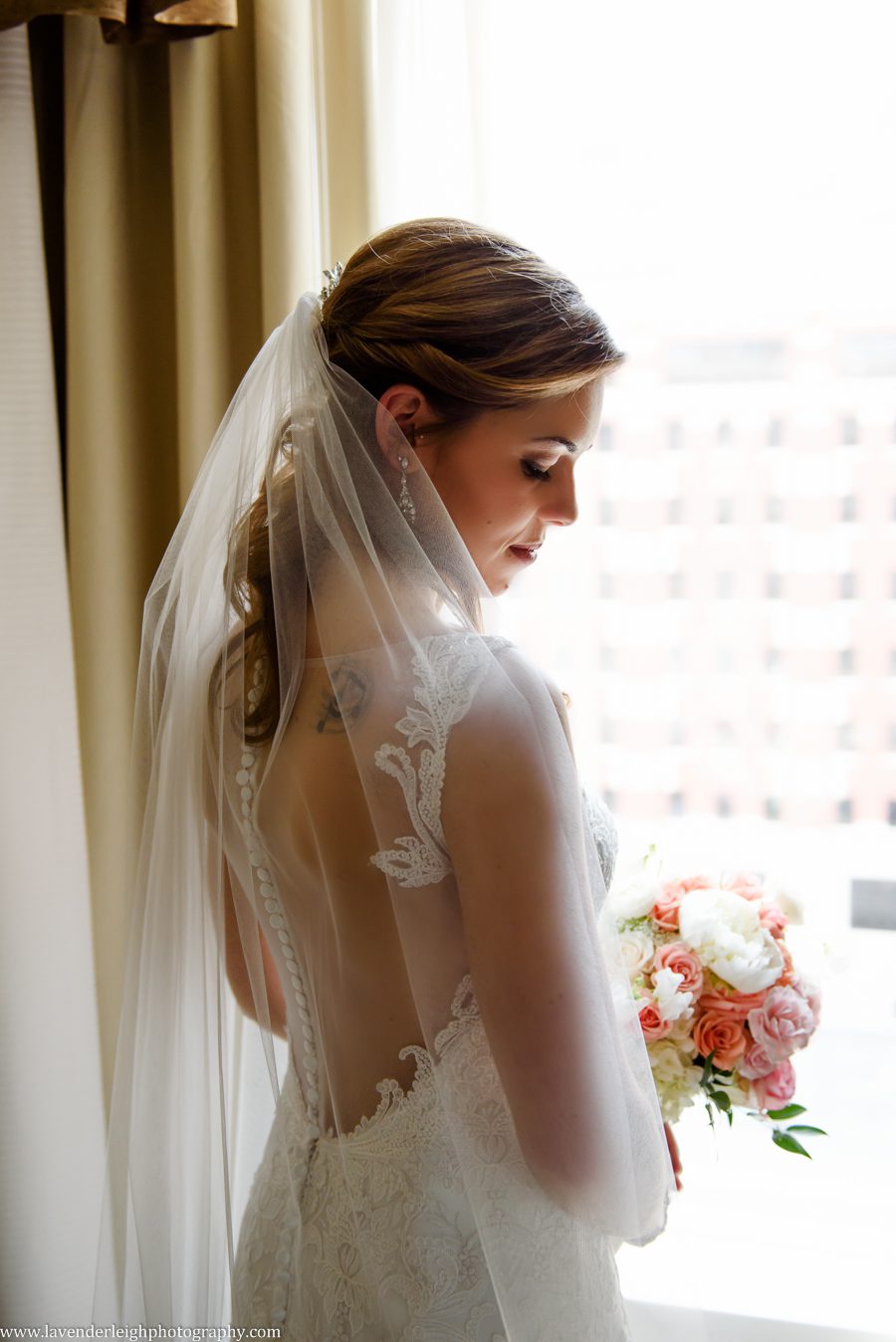 Pittsburgh, wedding photographer, picture, photos, bride, groom, Pennsylvania, Phipps conservatory and botanical gardens, spring, memorial day weekend, Oakland, outdoor, ceremony, reception