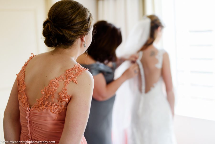 Pittsburgh, wedding photographer, picture, photos, bride, groom, Pennsylvania, Phipps conservatory and botanical gardens, spring, memorial day weekend, Oakland, outdoor, ceremony, reception