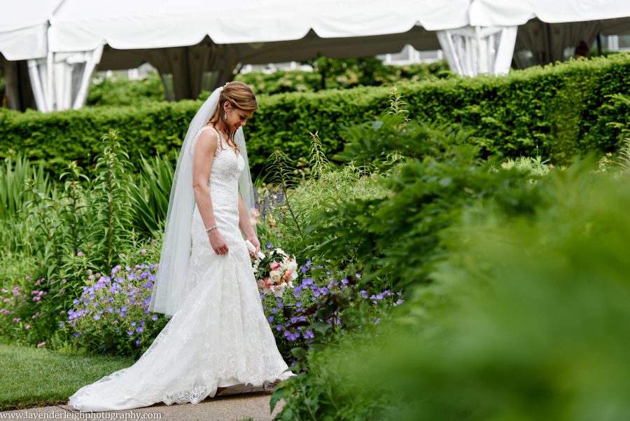 Pittsburgh, wedding photographer, picture, photos, bride, groom, Pennsylvania, Phipps conservatory and botanical gardens, spring, memorial day weekend, Oakland, outdoor, ceremony, reception