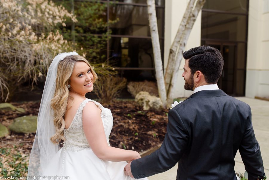 Lavender Leigh Photography, pittsburgh wedding photograPittsburgh Airport Marriott, wedding, photographer, photograph, picture, engagement, winter, Pennsylvania, Best of the Knot, Couples' Choice, wedding venues, ceremony reception, St. Patrick's Day, Gold, Glitter, Champagne Bridesmaids Dresses, Badgley Mischka shoes, white floral bouquets, romantic, candlelit