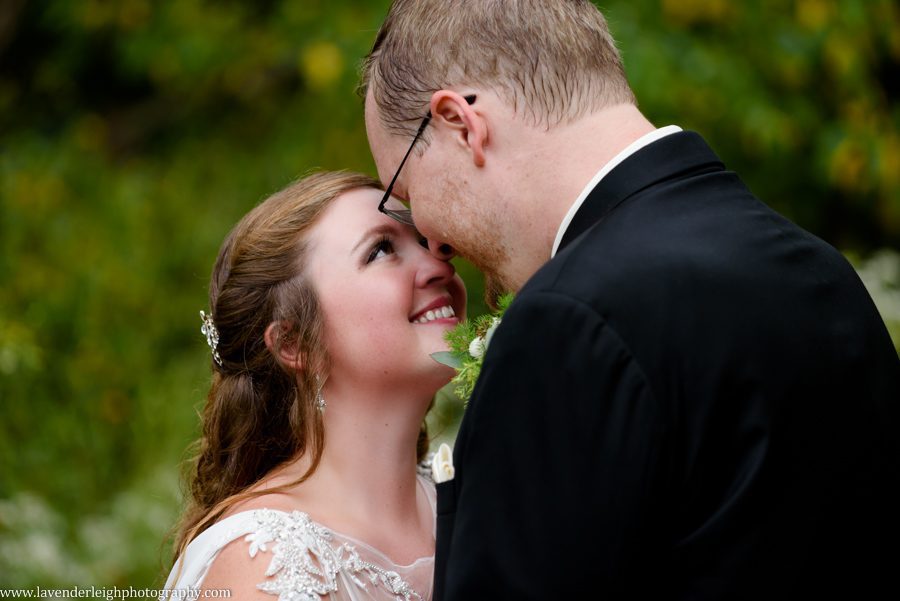Bride and Groom at the Pittsburgh Botanic Garden