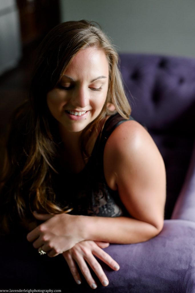 Alluring and classy boudoir photography by Lavender Leigh Photography located in Pittsburgh, Pennsylvania.