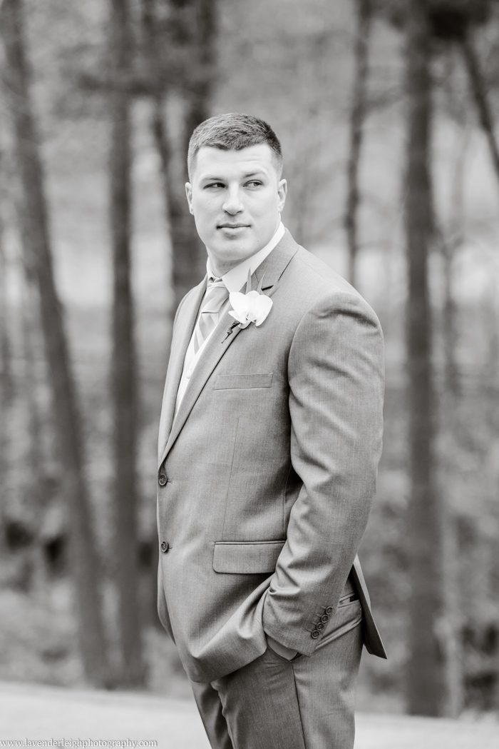 Lavender Leigh Photography, pittsburgh wedding photograPittsburgh Airport Marriott, wedding, photographer, photograph, picture, engagement, winter, Pennsylvania, Best of the Knot, Couples' Choice, wedding venues, ceremony reception, St. Patrick's Day, Gold, Glitter, Champagne Bridesmaids Dresses, Badgley Mischka shoes, white floral bouquets, romantic, candlelit