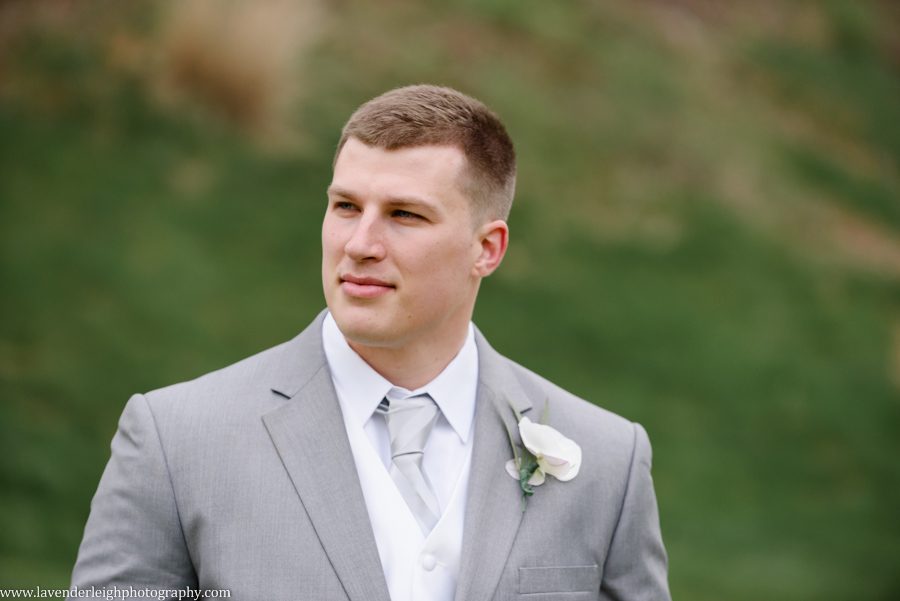 Lavender Leigh Photography, pittsburgh wedding photograPittsburgh Airport Marriott, wedding, photographer, photograph, picture, engagement, winter, Pennsylvania, Best of the Knot, Couples' Choice, wedding venues, ceremony reception, St. Patrick's Day, Gold, Glitter, Champagne Bridesmaids Dresses, Badgley Mischka shoes, white floral bouquets, romantic, candlelit