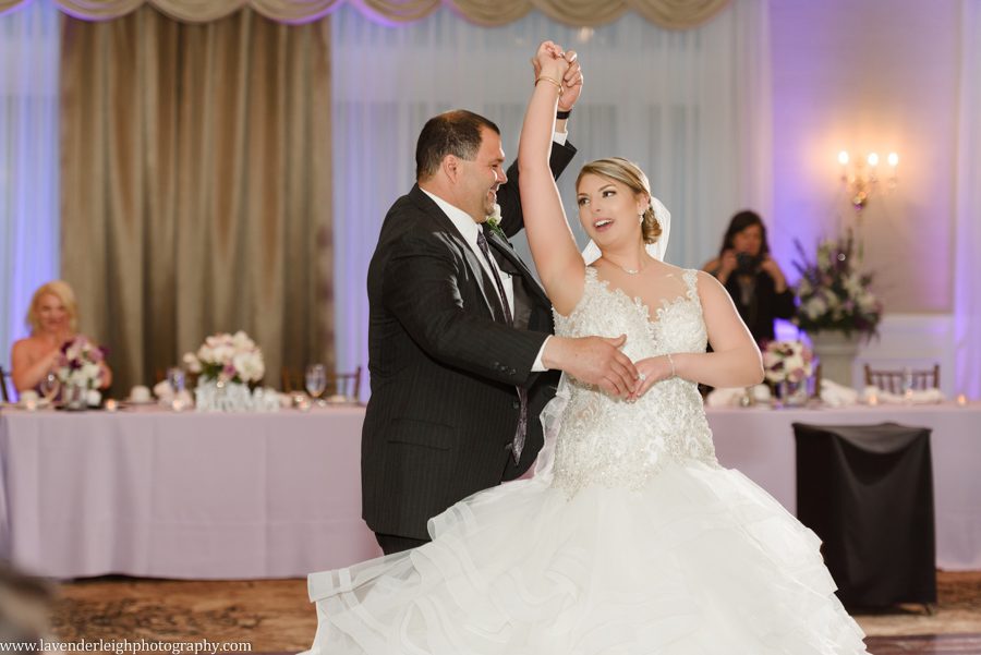 Lavender Leigh Photography, pittsburgh wedding photographer, wedding, photographer, photograph, picture, engagement, Pennsylvania, Best of the Knot, Couples' Choice, wedding venues, ceremony reception, Country Club, spring, purple bouquets